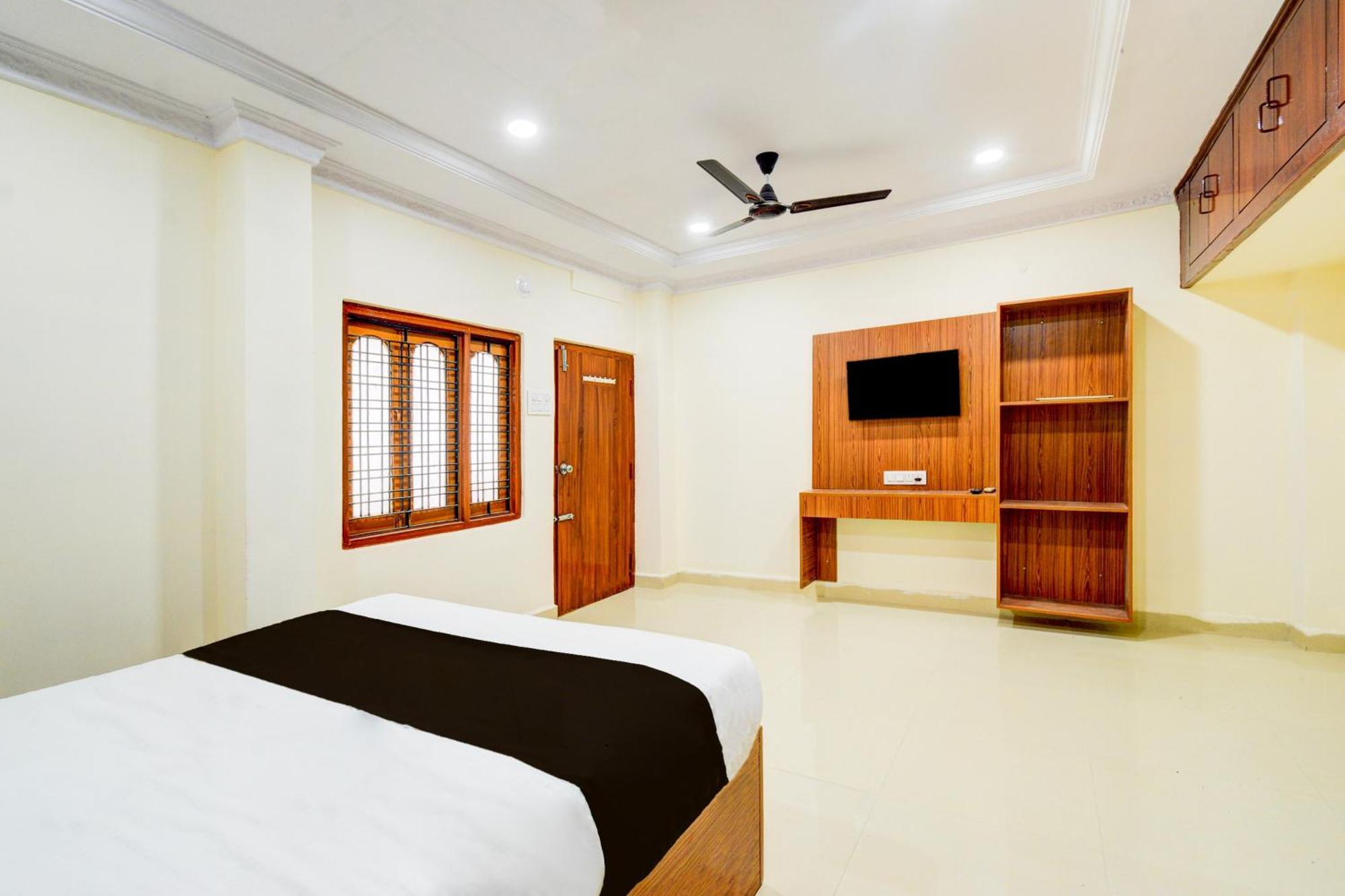 Hotel O D N Groups Sururnagar Exterior foto