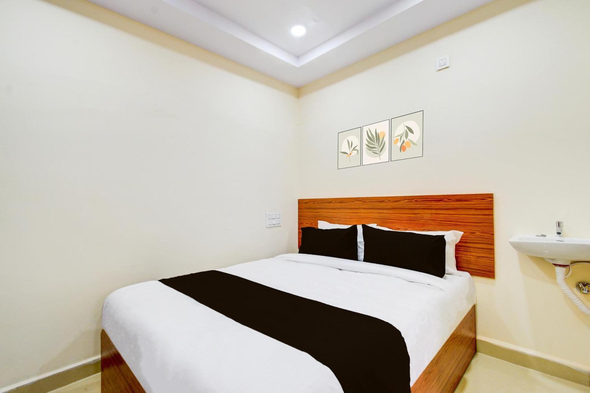 Hotel O D N Groups Sururnagar Exterior foto