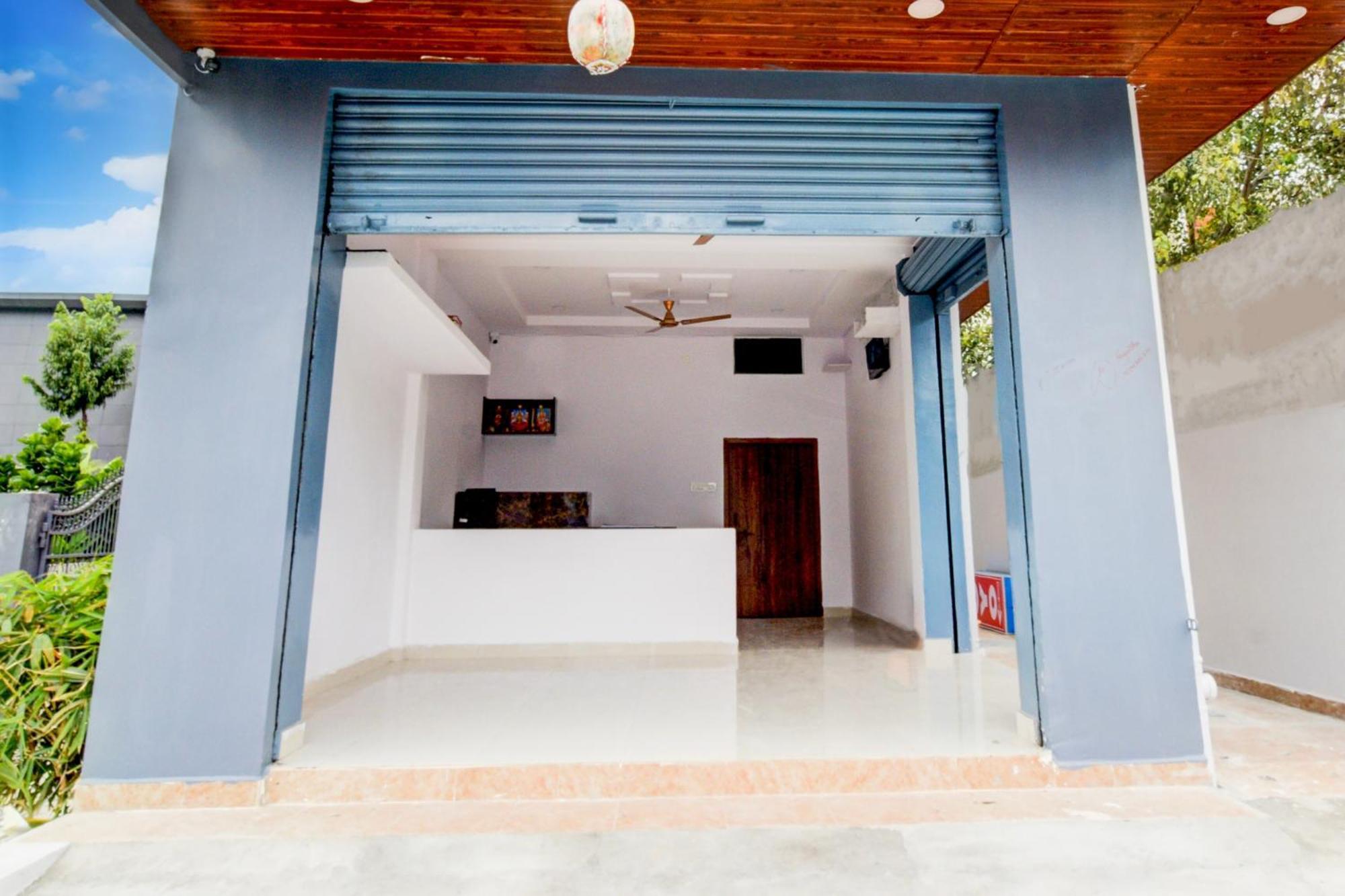 Hotel O D N Groups Sururnagar Exterior foto